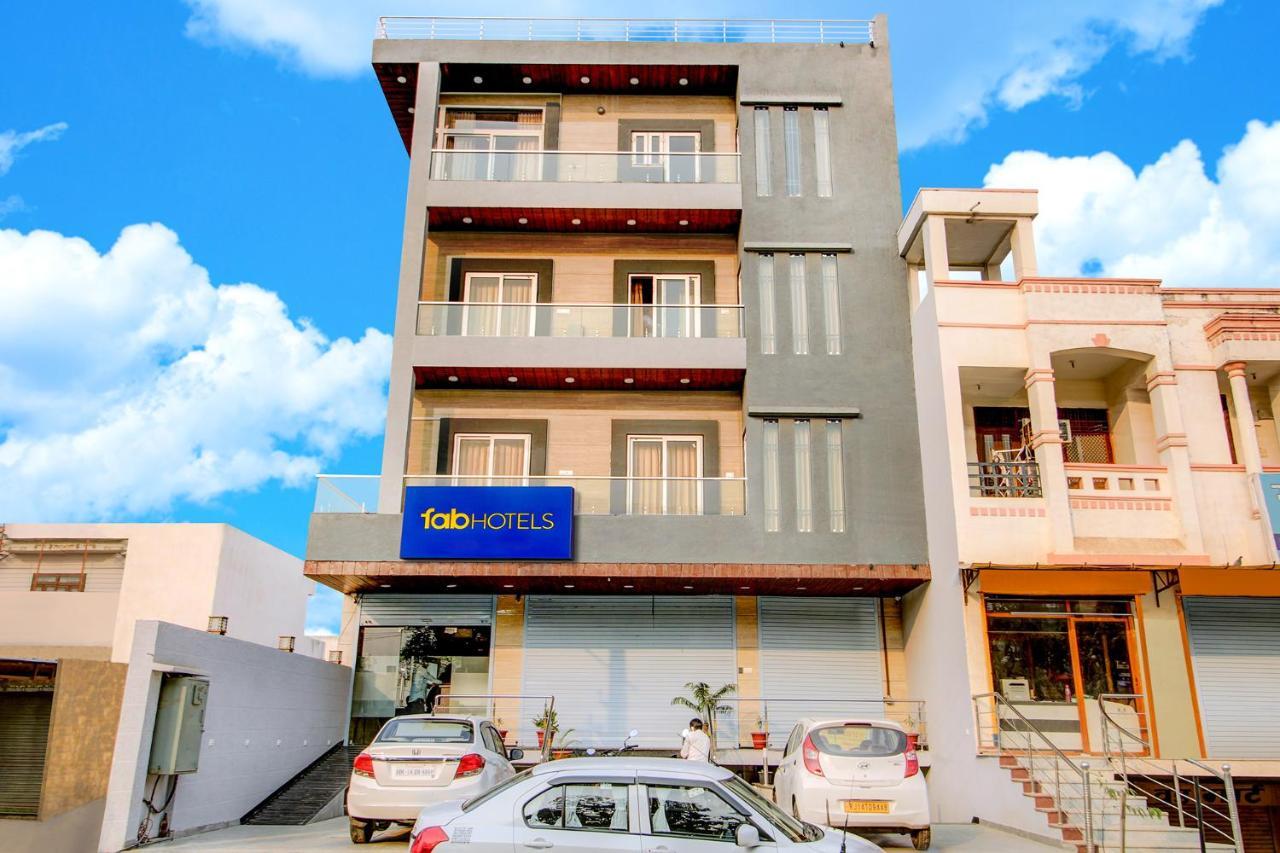 Fabhotel 7Th Crossing Malviya Nagar Jaipur Exterior photo